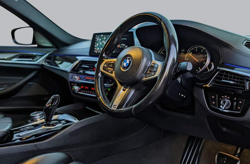 View BMW 5 SERIES 2.0 520d M Sport Auto xDrive Euro 6 (s/s) 4dr