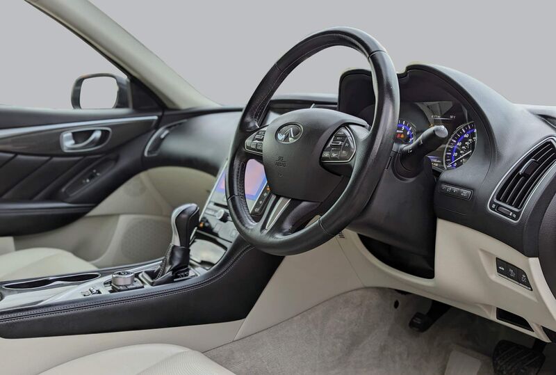 View INFINITI Q50 2.0T Premium Executive Auto Euro 6 (s/s) 4dr